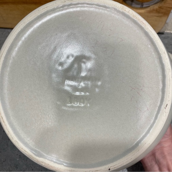 Pfaltzgraff Yorktowne vintage soup tureen - Picture 10 of 16